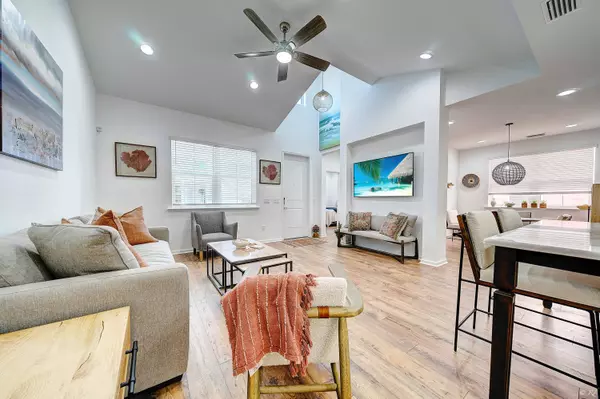Panama City Beach, FL 32413,8980 Coral Reef Way Way