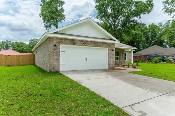 Crestview, FL 32536,313 Country Club Drive