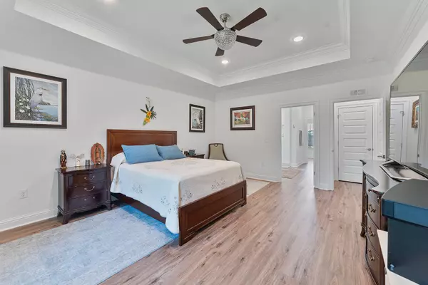 Crestview, FL 32539,2944 Barton Road