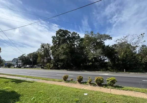 Crestview, FL 32539,Lot 5 & 6 Walnut East Avenue