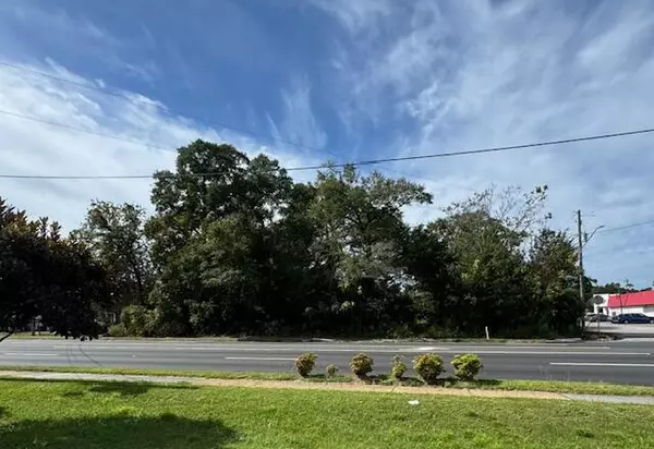 Crestview, FL 32539,Lot 5 & 6 Walnut East Avenue