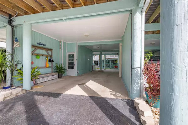 Navarre, FL 32566,8522 Gulf Boulevard #APT 3