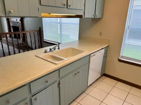 Fort Walton Beach, FL 32547,2704 Willow Grove Lane