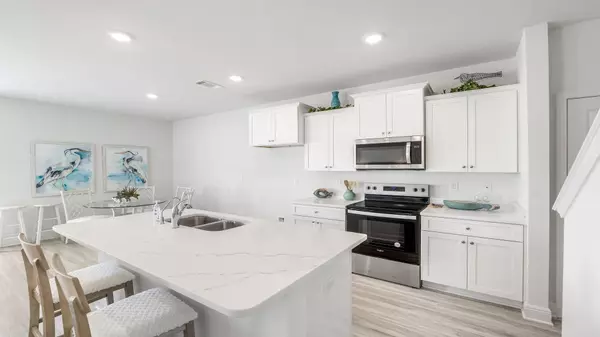 Mary Esther, FL 32569,39 Hatten Court