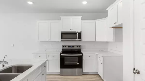 Mary Esther, FL 32569,27 Hatten Court