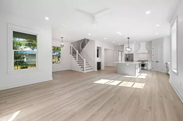 Point Washington, FL 32459,326 E Mitchell Avenue