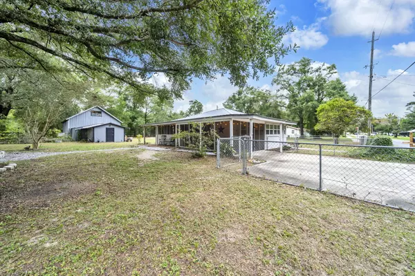 226 S 19Th Street, Defuniak Springs, FL 32435