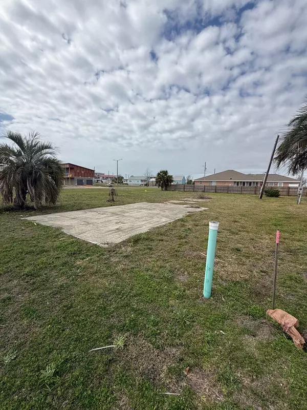 201 Lousiana Drive, Mexico Beach, FL 32456