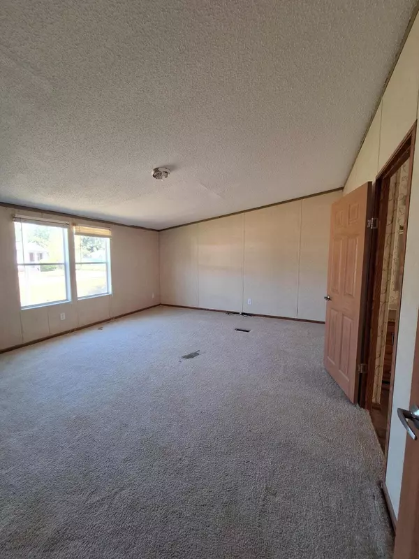 Graceville, FL 32440,1035 Washington Avenue