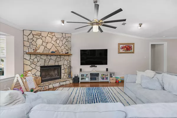 Navarre, FL 32566,2245 Las Vegas Trail