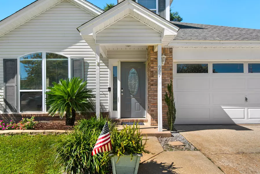 997 Claeven Circle, Fort Walton Beach, FL 32547