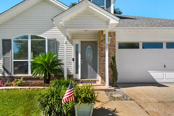 997 Claeven Circle, Fort Walton Beach, FL 32547