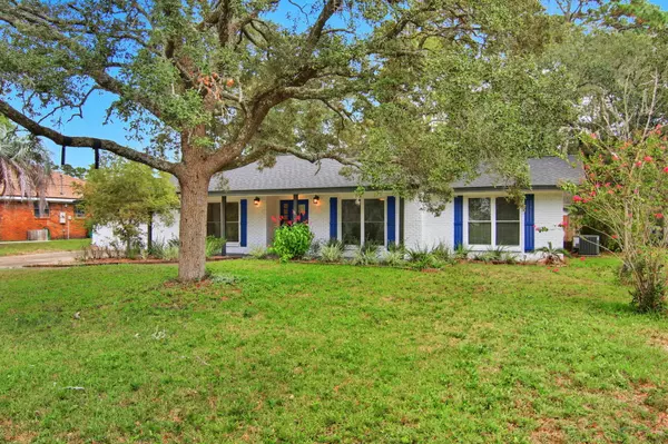 Niceville, FL 32578,317 Sabal Palm Drive