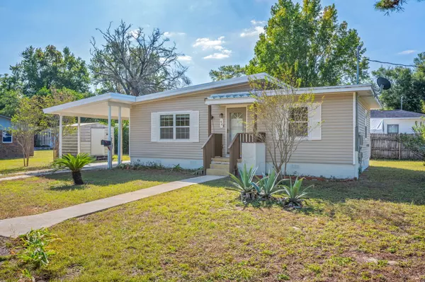 Fort Walton Beach, FL 32548,44 NW Moriarty Street