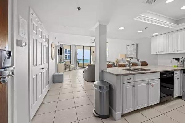 Destin, FL 32541,100 Gulf Shore Drive  #502