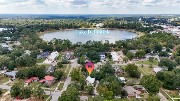 Defuniak Springs, FL 32435,87 Bay Avenue