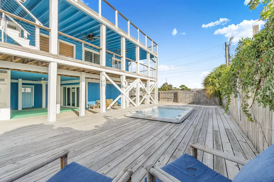 3820 Treasure Circle, Panama City Beach, FL 32408