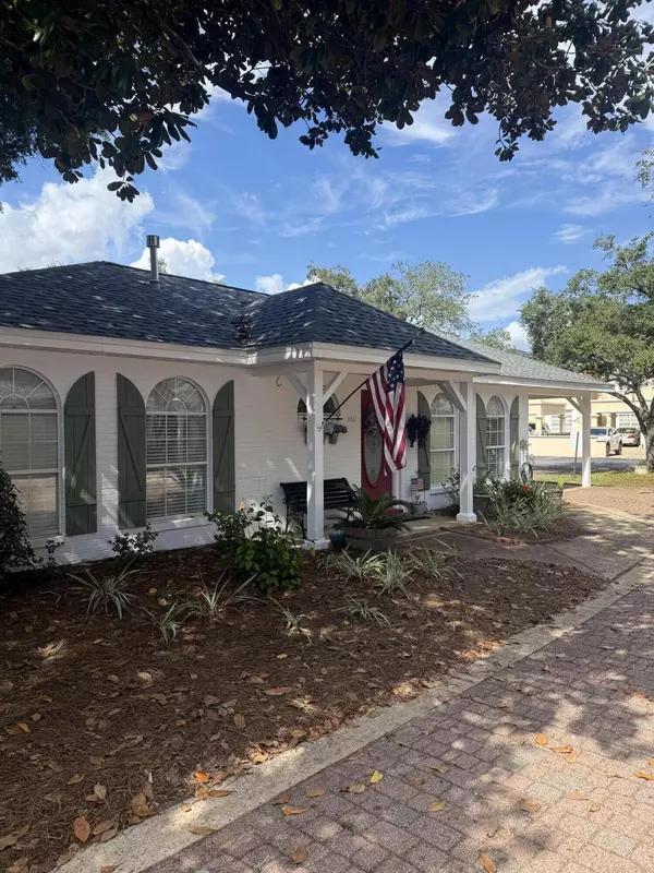 Destin, FL 32541,3863 Indian Trail  #106