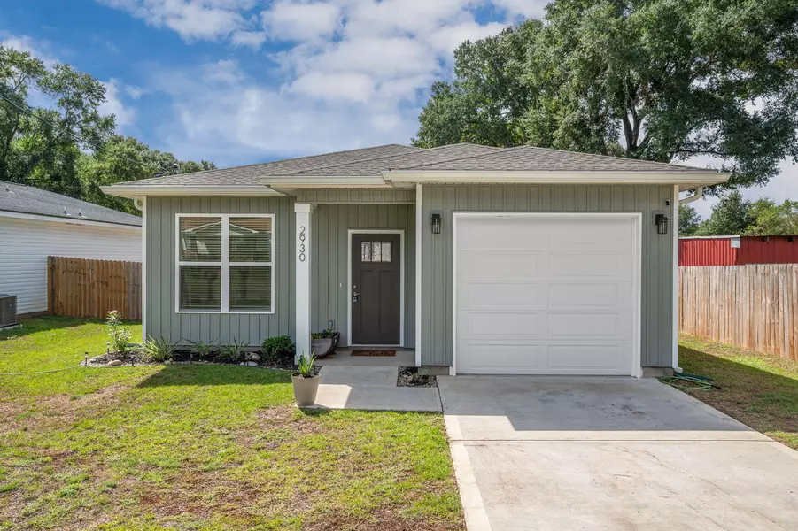 2930 Mccarty Avenue, Crestview, FL 32539