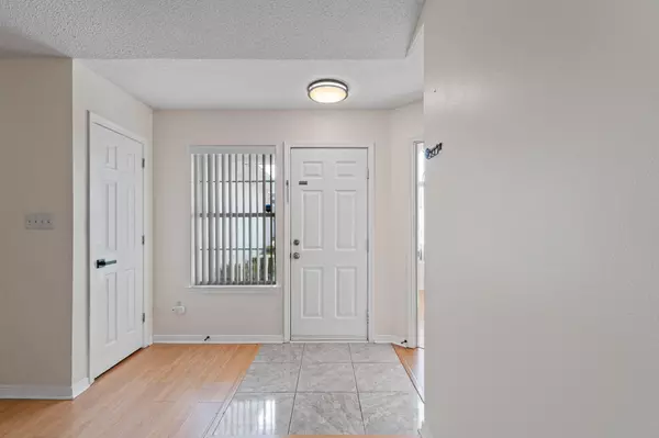 Fort Walton Beach, FL 32547,962 John Wayne Circle