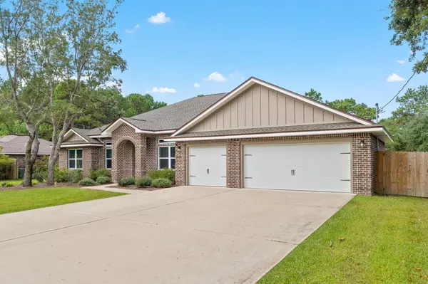 Navarre, FL 32566,2029 Everglades Drive