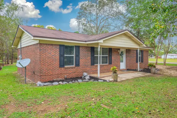 Defuniak Springs, FL 32433,91 North Street