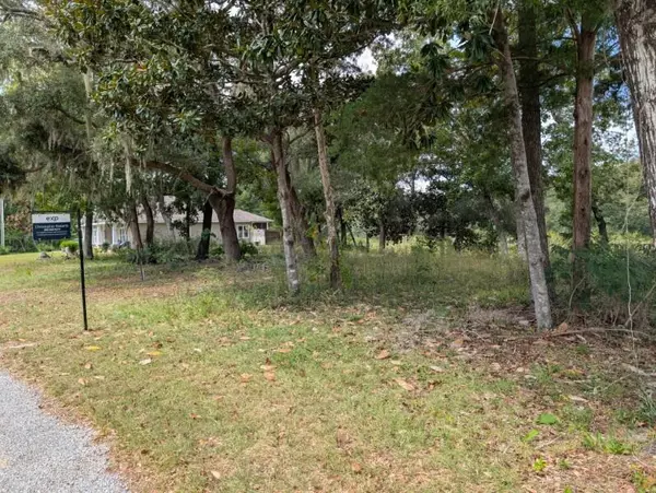 Niceville, FL 32578,676 Satsuma Road