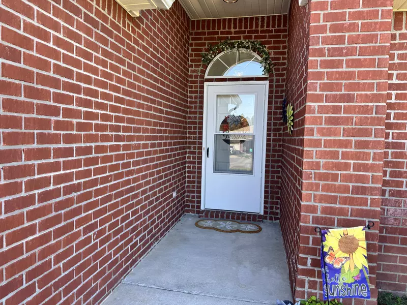 296 Limestone Circle, Crestview, FL 32539