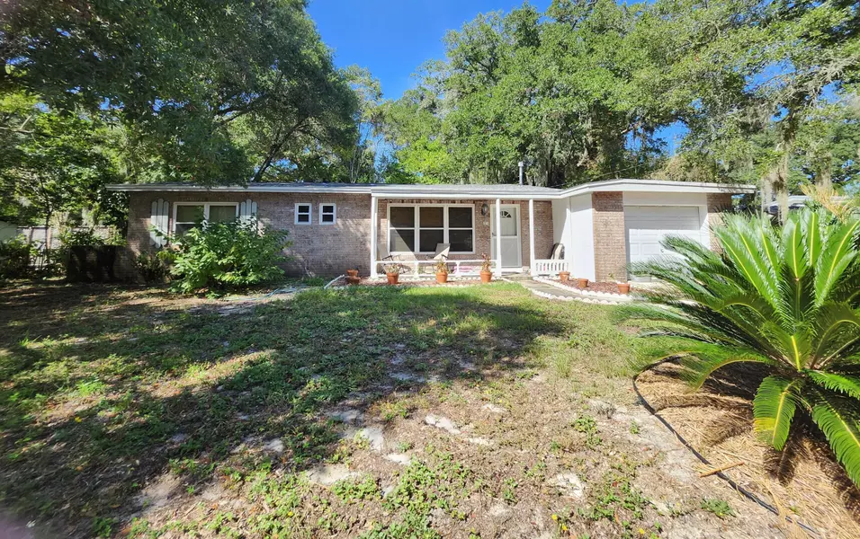 121 Anderson Drive, Mary Esther, FL 32569