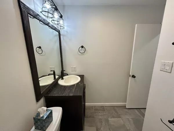 Niceville, FL 32578,115 Country Club Drive #115