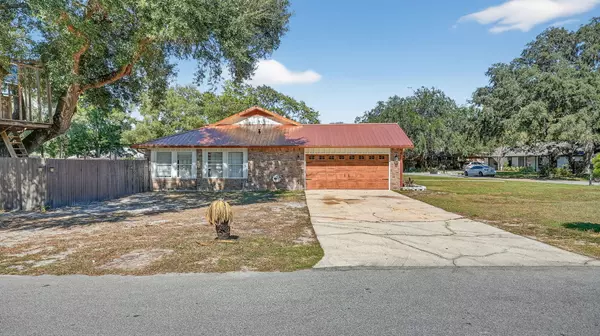 6500 Calle De Lago, Navarre, FL 32566