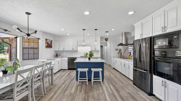 Navarre, FL 32566,6500 Calle De Lago