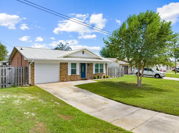 Panama City, FL 32404,209 S Mary Ella Avenue