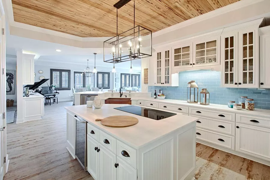 5 Calhoun Avenue  #PH705, Destin, FL 32541