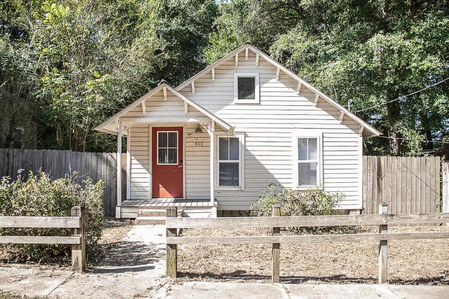 452 N Spring Street, Crestview, FL 32536