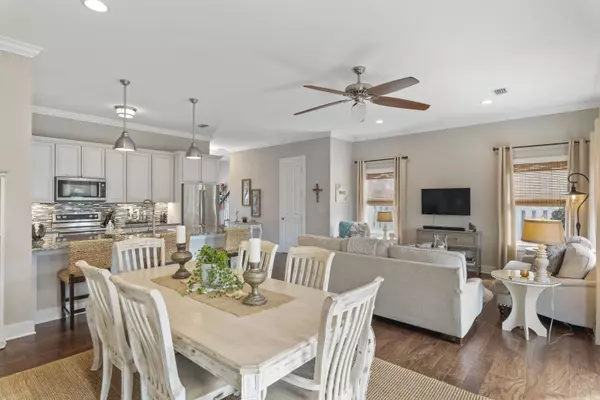Santa Rosa Beach, FL 32459,64 Emma Huggins Lane
