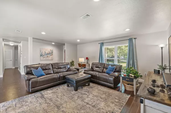 Shalimar, FL 32579,28 Walnut Avenue