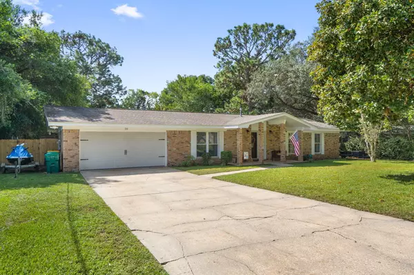 Shalimar, FL 32579,28 Walnut Avenue