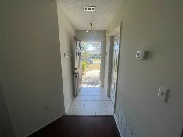 Crestview, FL 32536,106 Louise Drive