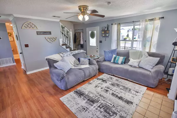 Mary Esther, FL 32569,410 Woodland Park Circle