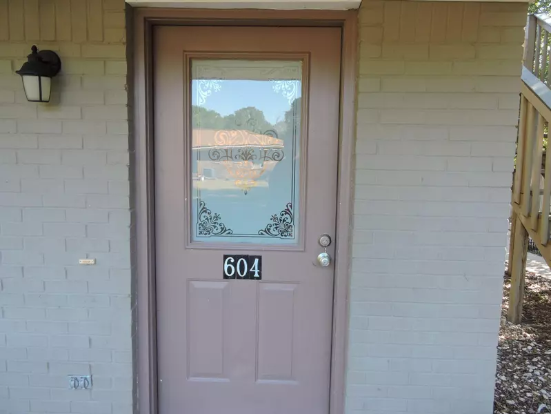 604 Henderson Street, Crestview, FL 32539