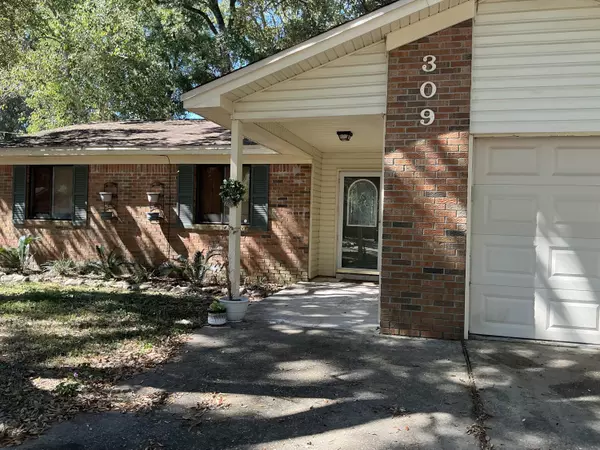 Niceville, FL 32578,309 Goldenrod Court