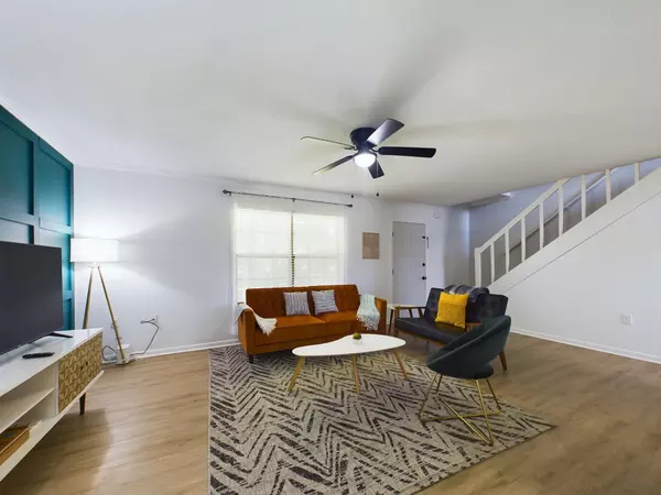 Shalimar, FL 32579,121 4Th Avenue