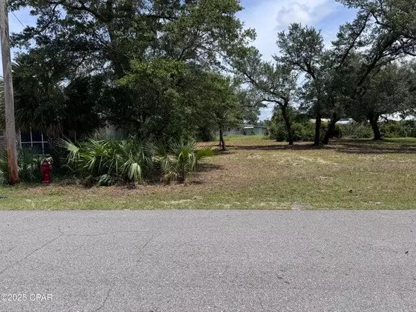 20 S Wood Avenue, Panama City, FL 32404
