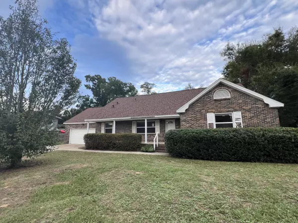 8234 Excelsior Drive, Pensacola, FL 32514
