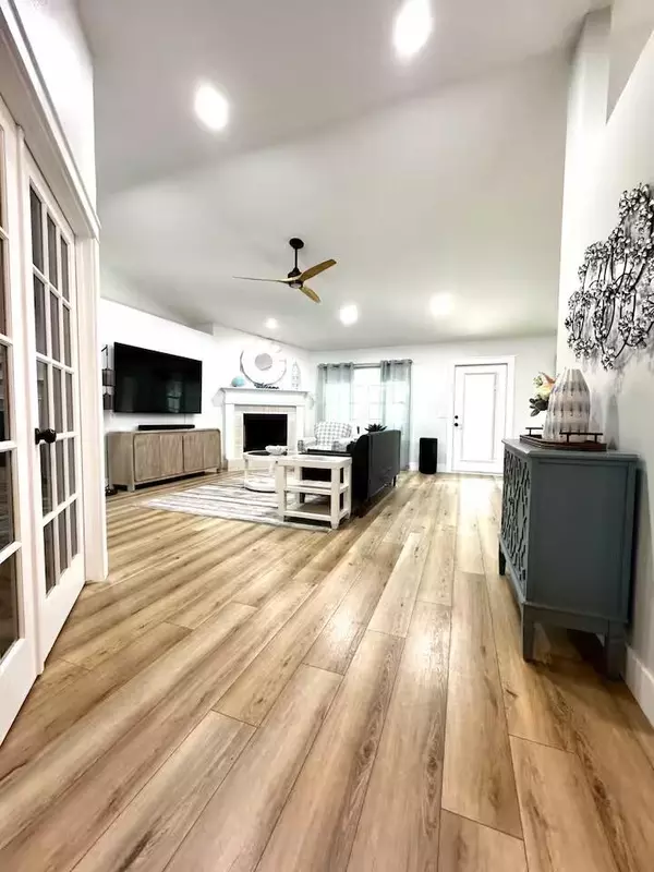 Navarre, FL 32566,6977 Flintwood St Street