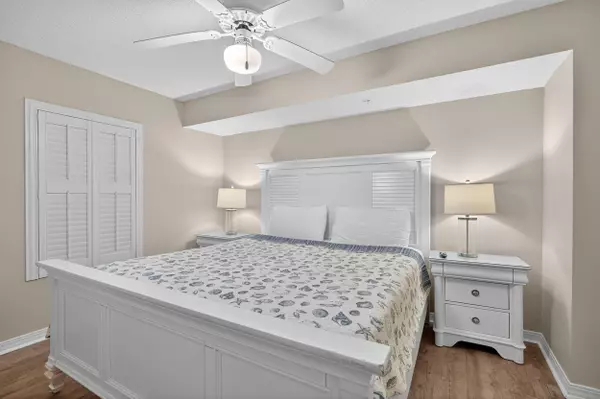 Fort Walton Beach, FL 32548,376 Santa Rosa Boulevard  #206