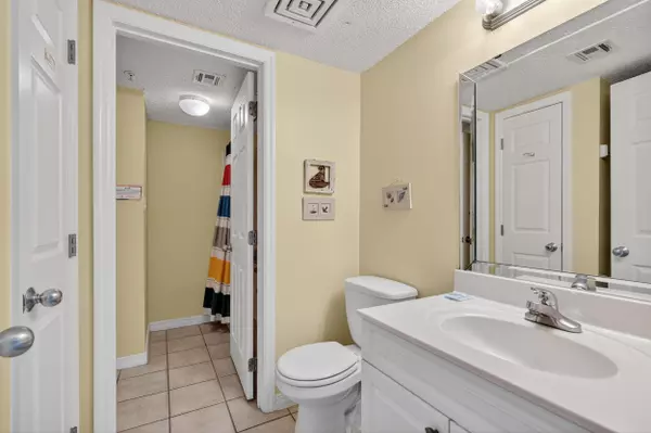 Fort Walton Beach, FL 32548,376 Santa Rosa Boulevard #206