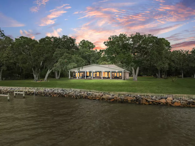 4560 W Co Hwy 83A, Freeport, FL 32439