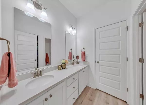 Freeport, FL 32439,54 Hammock Oaks Boulevard